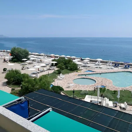 Marina Di Capo Nero 205s *